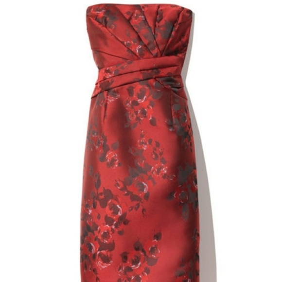 white house black market Dresses & Skirts - WHBM Rose Jacquard Convertable Strapless Sz 0 NWT